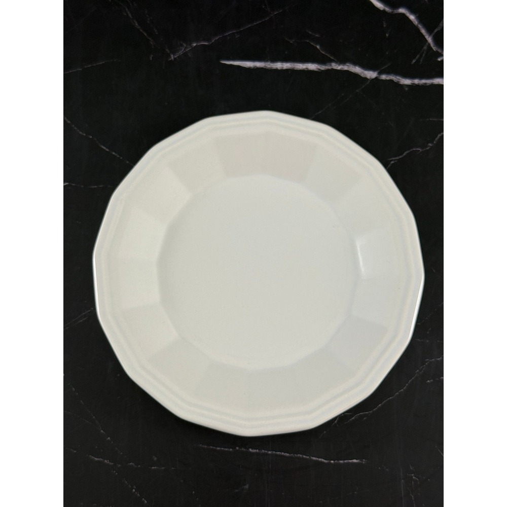 VTG Homer Laughlin Colonial White Dover Pattern 7 1/8in Salad Plate